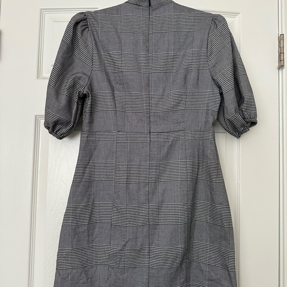 Forever 21 Black and White Plaid Long Sleeve Dress - Picture 2 of 3